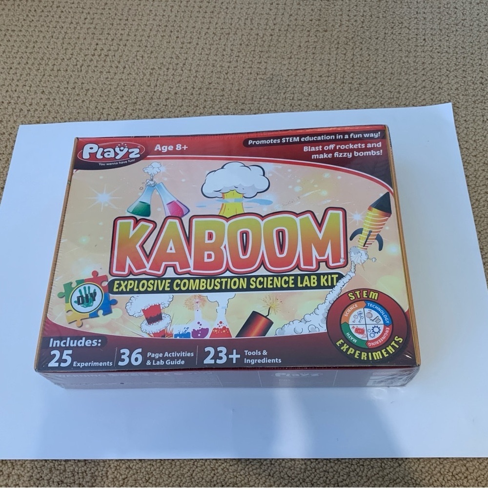 ⭐️NIB⭐️ Kaboom Explosive Combustion Science Lab Kit Playz New/Sealed in Box